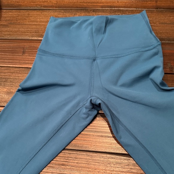 lululemon wonder trail leggings - Picture 2 of 3